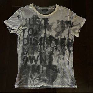 Zara Man T-Shirt Gray Distressed Graffiti Short Sleeve Cotton Tee Size Small